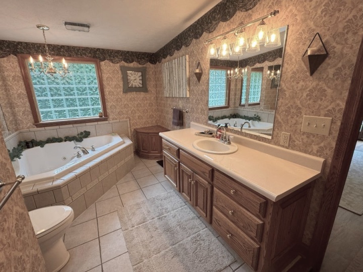 562 Larry and Linda Lane, Brandywine, West Virginia 26802, 3 Bedrooms Bedrooms, ,2 BathroomsBathrooms,Homes,SGR,Larry and Linda Lane,1094