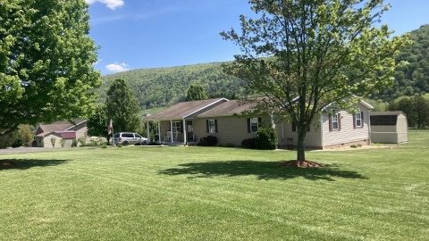 3438 Petersburg Pike, Franklin, West Virginia 26807, 4 Bedrooms Bedrooms, ,2 BathroomsBathrooms,Homes,SGR,Petersburg Pike,1113